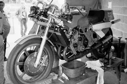 MotoGP: Kawasaki in top class prima parte, la KR500 1980-82