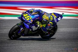 MotoGP: Il poster del GP di San Marino, un omaggio a Valentino Rossi