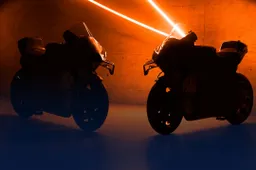 MotoGP, KTM Factory e Tech3 svelano insieme i programmi 2022