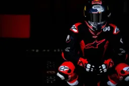 MotoGP, follie d'estate: Vinales in Aprilia, Dovizioso in Yamaha