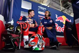 Superbike: Davide Giugliano al posto di Eugene Laverty