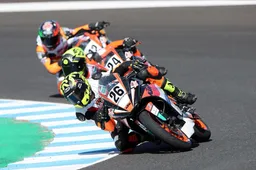 Supersport 300 2018: Tre KTM per tre giovani olandesi