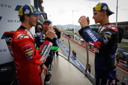 MotoGP: Fabio Quartararo "vede rosso", ma il Mondiale si avvicina