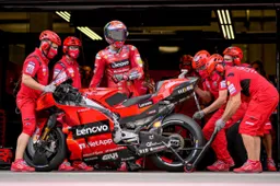 MotoGP, Ducati forza 100: "Cuore e fantasia contro i super budget"