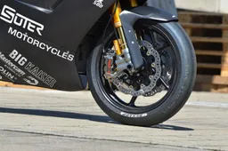 Moto2 Colpo di scena: Suter lascia la categoria intermedia del Motomondiale