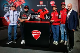 LEGO Technic Ducati Panigale V4 S, dal 1° gennaio 2025 in tutti i negozi