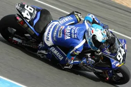 24h Le Mans: partiti! Lotta a 4 per il primato, Kawasaki SRC in testa, fuori GMT94