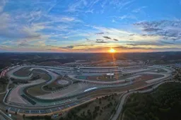 MotoGP, dramma a Portimao: muore un pubblico ufficiale, minuto di silenzio