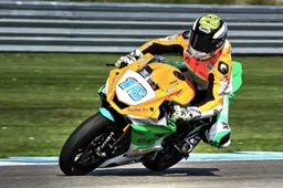 Supersport Assen, Gara: Jules Cluzel torna alla vittoria, ma che rimonta Krummenacher!