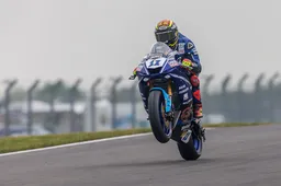 Supersport Donington, Gara: Seconda vittoria di Sandro Cortese