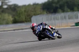 Supersport 300 Brno, Gara: Dominio di Pratama