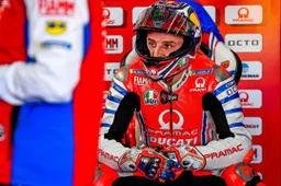 MotoGP GP Valencia, Prove 2: Acuto di Miller, cadute per Mir e Márquez