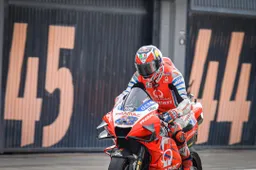 MotoGP Valencia: Gli orari del 14/11, diretta Sky/DAZN e differita TV8