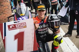 La vittoriosa sconfitta di Edoardo Colombi nel British Sportbike
