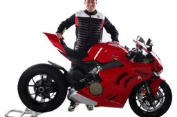 Ducati all’attacco del British Superbike con Irwin e Haslam