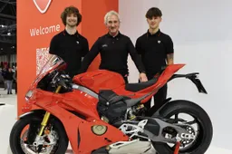 Edoardo Colombi nel British Supersport con la Ducati del team TAS