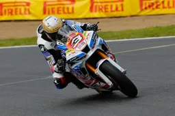 Billy McConnell continua nel BSB con Look Forward Honda