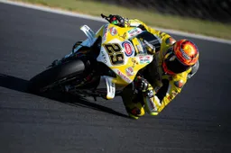 Superbike, Sacchetti "L'habitat di Iannone? Un team ufficiale"
