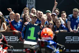 Can Oncu rinato con Yamaha R9 Evan Bros: cosa c'è dietro il successo