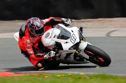KOVE all’assalto del British Sportbike con la 450