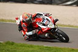 Glenn Irwin ci riprova: voglia matta di British Superbike