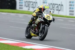 Tom Tunstall in ripresa: dimesso dall'ospedale