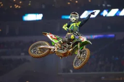 Supercross Atlanta: costa Ovest vs costa Est