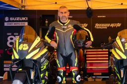 Andrea Zappa (Tecnica Moto) e il regalo dei 50 anni: ritorno alle corse nel Trofeo Suzuki