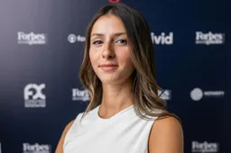 Linda Villano guida l’innovazione femminile: tra le 100 donne più influenti