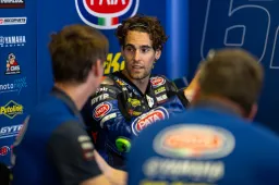 Supersport: Stefano Manzi tra gloria e rimpianti nel round di casa