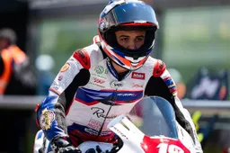 British Superbike in pista a Thruxton: debutta Gabriele Giannini