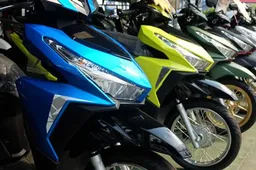 Coronavirus, verso la Fase 2. "Chieste agevolazioni anche per le moto"