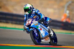 Moto3, la situazione dei rookie: Alcoba in vetta, Pizzoli in coda