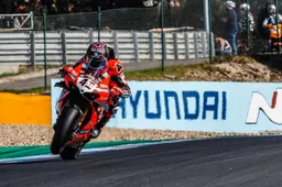 Superbike, UFFICIALE il nuovo calendario: torna Estoril