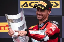 Marc Garcia con Kove nel British Sportbike a Brands Hatch