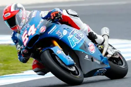 Moto2 Phillip Island Qualifiche Pole position tricolore con Mattia Pasini