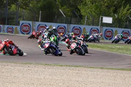 Superstock 1000 Misano Michael Rinaldi all'inseguimento di Razgatlioglu