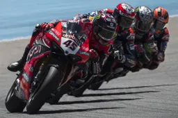 LIVE Superbike Portimao: Jonathan Rea fa tris ed è il nuovo leader