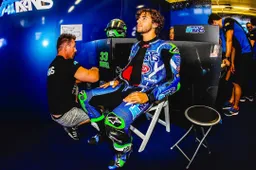 Moto2: Enea Bastianini si ferma, troppo dolore al piede infortunato