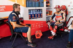 MotoGP, Carlo Luzzi: "Marc Marquez impersona Hyde e Jekyll"