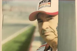 MotoGP, Oscar Haro: "Mio padre morto per mancanza di respiratori"