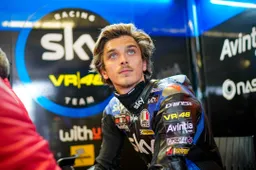 MotoGP, Luca Marini: "Mio fratello Valentino Rossi non dovrebbe stupirsi"