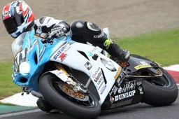 8h Suzuka: conclusi i primi test con Yoshimura al comando, sorprende Schwantz