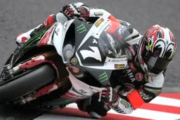 8h Suzuka: seconda pole consecutiva di Nakasuga e YART, Schwantz omaggia Rainey