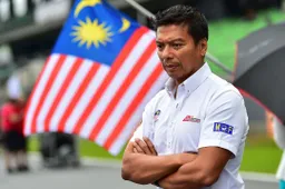 Razali gioca con Valentino Rossi: "Domani l'annuncio che aspettavate"