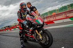 CIV Superbike, Michele Pirro navigatore solitario, Delbianco fuori