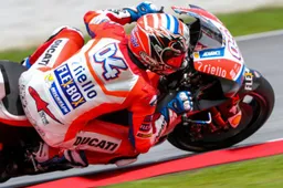 MotoGP Sepang: Dovizioso vince e tiene aperta la lotta iridata, Marquez 4°