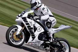 American Superbike: Yates salterà le prossime due gare