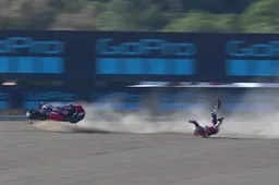 MotoGP Jerez: Warm Up ad Alex Marquez, Acosta che botto