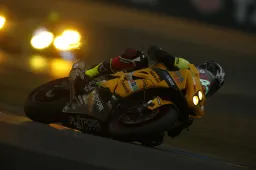 24h Le Mans Team Diario dal box del team No Limits #44 - Decima ora